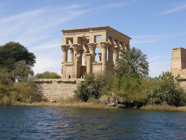 Aswan_Philae_temple_pavilion